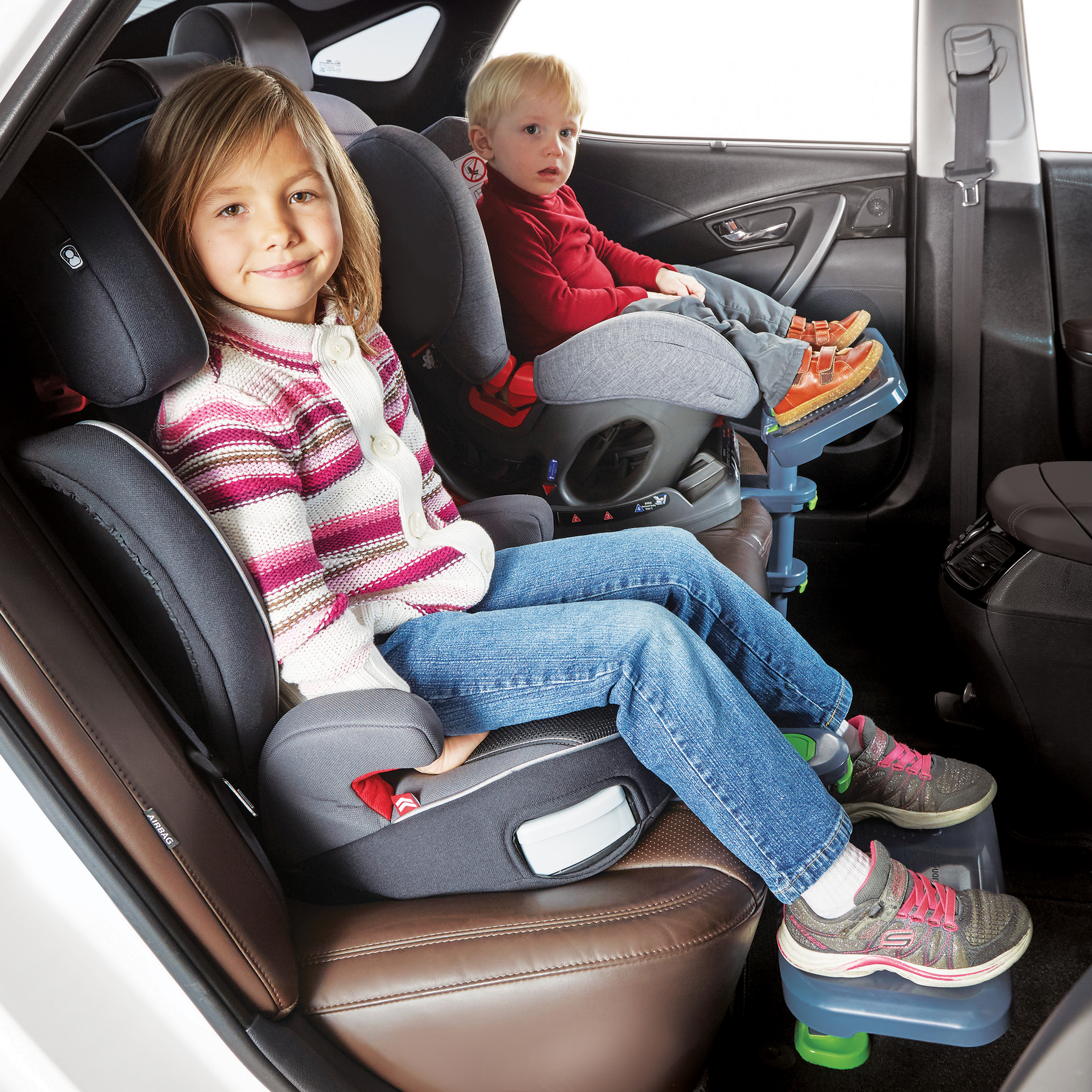 https://www.nappaawards.com/wp-content/uploads/2019/04/Car-Seat-Footrest-1.jpg